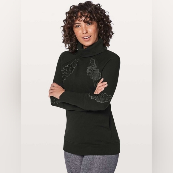 Lululemon Cotton Terry Embroidered Floral Patches To You Tunic In Black Size 4 - Picture 10 of 13